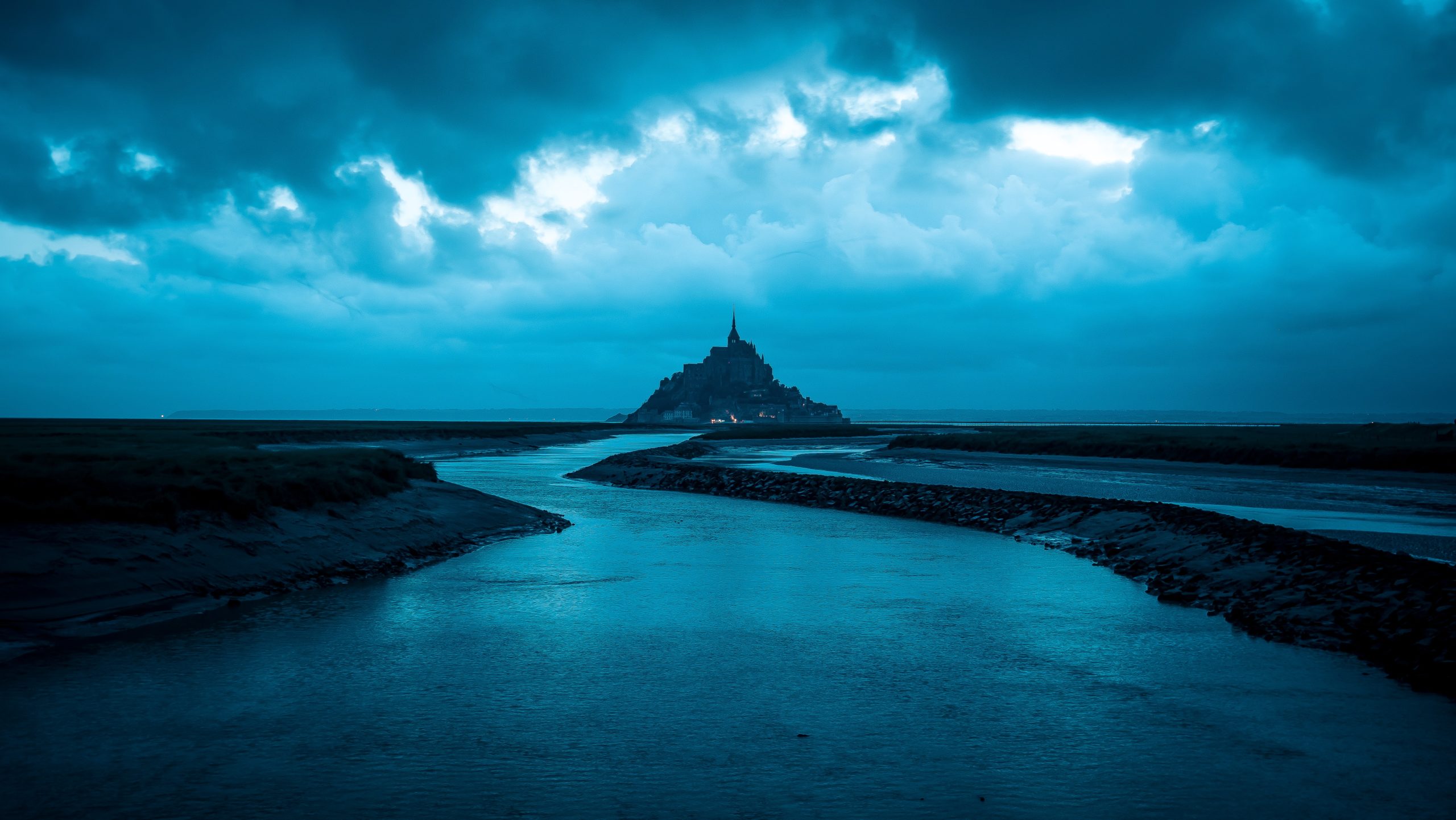 You are currently viewing Et Après …