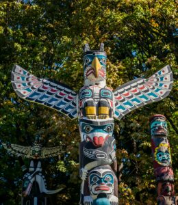 Lire la suite à propos de l’article L&rsquo;ANIMAL TOTEM